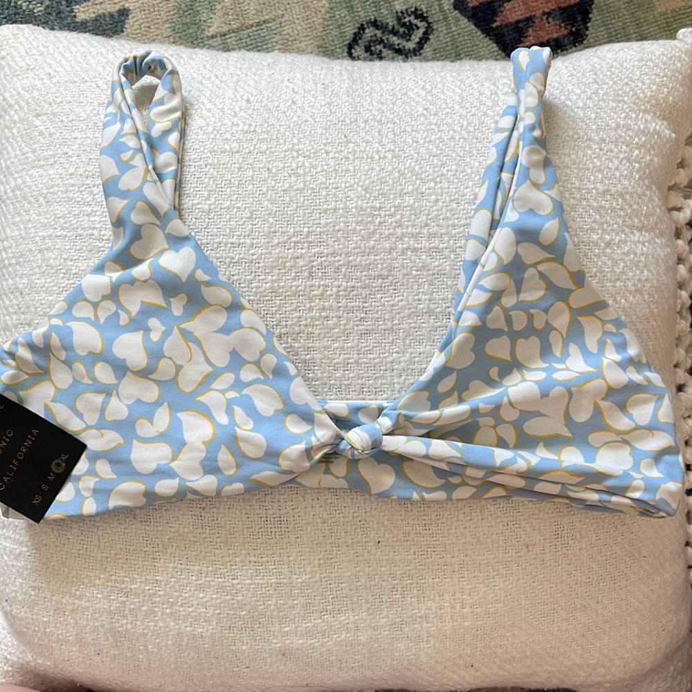 Skatie Bikini Top